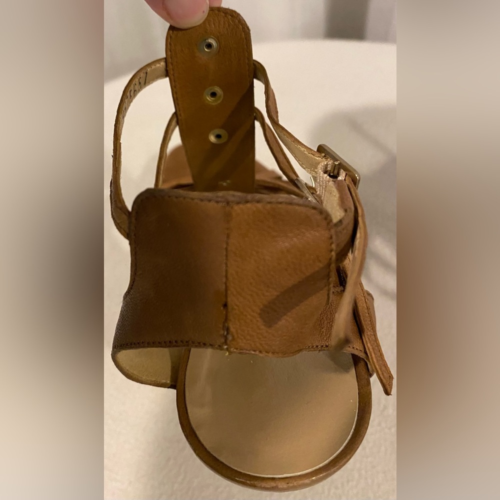 STUART WEITZMAN Brown Leather
Ankle Strap Platform Sandals Size 8
buckle heels - Picture 9 of 16